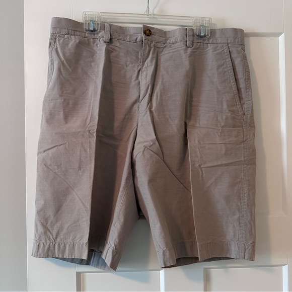 Tommy Hilfiger Other - Tommy Hilfiger Gray Flat Front Shorts